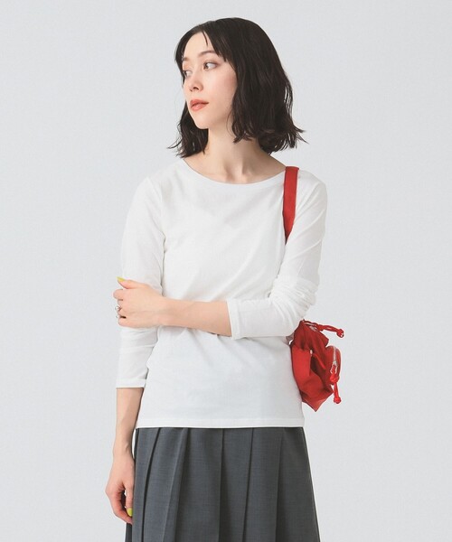 Ray BEAMS（レイビームス）の「ベーシック ロングスリーブ Tシャツ（Tシャツ/カットソー・レディース・サックスブルー/ホワイト/ブラック/クリーム・ONE SIZE）」の2枚目の写真