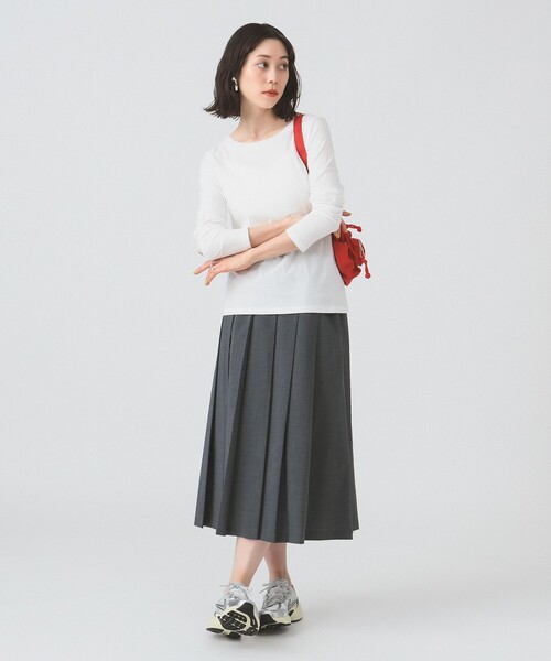 Ray BEAMS（レイビームス）の「ベーシック ロングスリーブ Tシャツ（Tシャツ/カットソー・レディース・サックスブルー/ホワイト/ブラック/クリーム・ONE SIZE）」の8枚目の写真