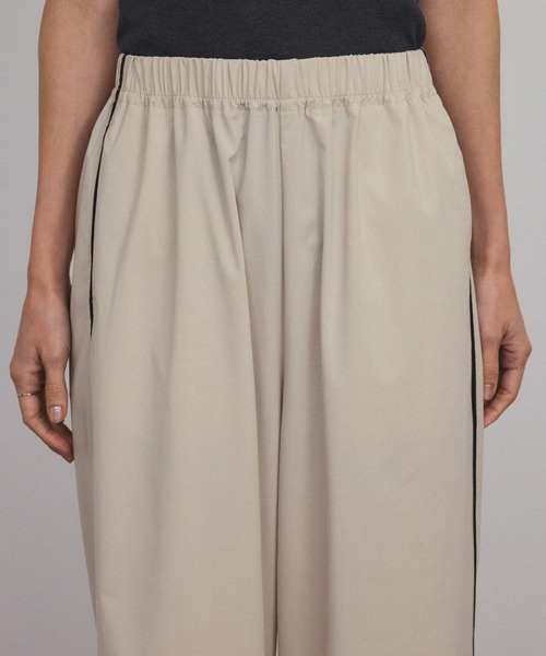 SALON adam et rope'（サロン アダム エ ロペ）の「【ZOZOTOWN限定】サイドラインイージーパンツ（その他パンツ・レディース・グレー/ベージュ/ブラウン系その他2/ブラック・XS/L/M/S）」の8枚目の写真