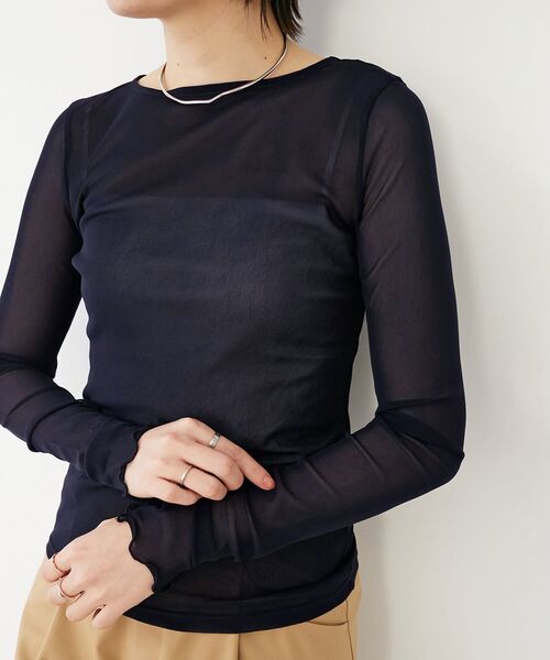 le.coeur blanc（ルクールブラン）の「薄手で着心地抜群！新色登場★シアークルーネックプルオーバー（Tシャツ/カットソー・レディース・ブラック/オフホワイト/サックスブルー/グレー/ホワイト/ネイビー・38）」の5枚目の写真