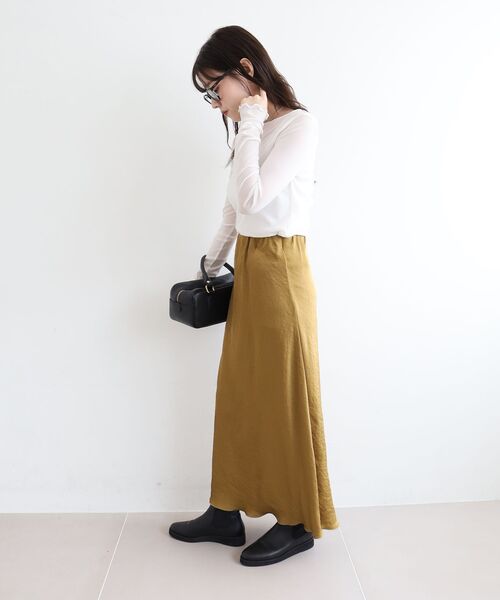 le.coeur blanc（ルクールブラン）の「薄手で着心地抜群！新色登場★シアークルーネックプルオーバー（Tシャツ/カットソー・レディース・ブラック/オフホワイト/サックスブルー/グレー/ホワイト/ネイビー・38）」の12枚目の写真