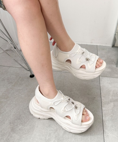 WEGO(ウィゴー)の「WEGO/クリアライトソールレースアップサンダル(サンダル・レディース・ブラック/ライトピンク/ホワイト/サックスブルー/グレー・SMALL/X-LARGE/LARGE/MEDIUM)」の18枚目の写真