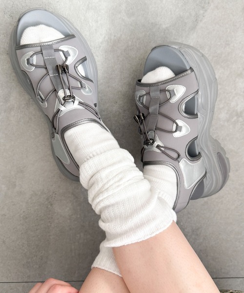 WEGO(ウィゴー)の「WEGO/クリアライトソールレースアップサンダル(サンダル・レディース・ブラック/ライトピンク/ホワイト/サックスブルー/グレー・SMALL/X-LARGE/LARGE/MEDIUM)」の22枚目の写真