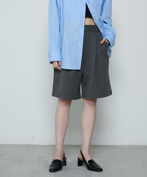 Tuck high-waist double-knit short pants / タック ハイ