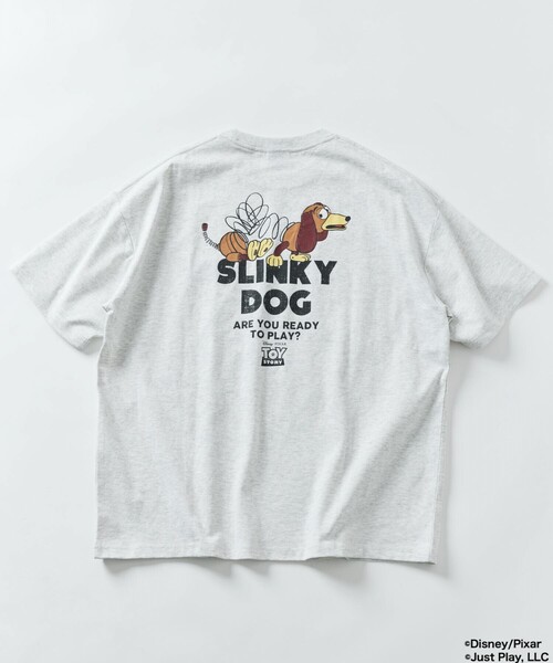 FREAK'S STORE(フリークスストア)の「限定展開【TOY STORY/トイ・ストーリー】別注 ビッグシルエット バックプリント クルーネック Tシャツ/SLINKY DOG(Tシャツ/カットソー・メンズ・アッシュグレー/ホワイト/ピンク/ブラック・SMALL/MEDIUM/LARGE)」の19枚目の写真