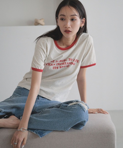 LOWRYS FARM（ローリーズファーム）の「リンガーロゴＴＥＥ 288816（Tシャツ/カットソー・レディース・グレー/アイボリー/グレイッシュベージュ・FREE）」の4枚目の写真