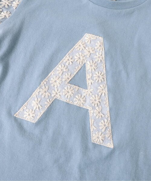 Seraph(セラフ)の「【ジュニア対応】レースアップリケロゴ半袖Tシャツ(Tシャツ/カットソー・キッズ・チャコール/オフホワイト/サックスブルー・80/90/100/110/120/130/140)」の5枚目の写真