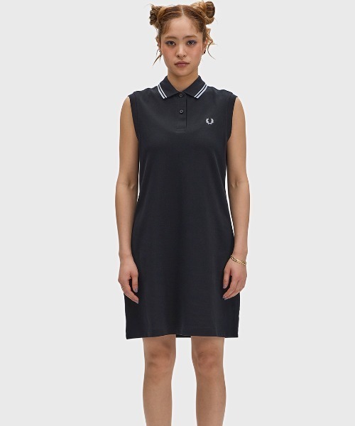 FRED PERRY（フレッドペリー）の「先行予約受付中／The Sleeveless Fred Perry Dress／フレッドペリーノースリーブポロシャツワンピース（ワンピース・レディース・ホワイト/ブラック・8/10）」の6枚目の写真