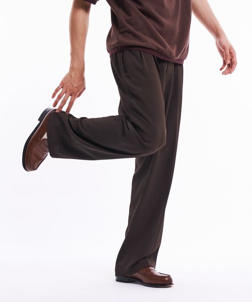 THE BOLDMAN（ザ ボールドマン）の「2tuck Summer Slacks / 2タックサマースラックス（スラックス・メンズ・チャコールグレー/ライトグレー/ブラック/ブラウン・LARGE/MEDIUM）」の6枚目の写真