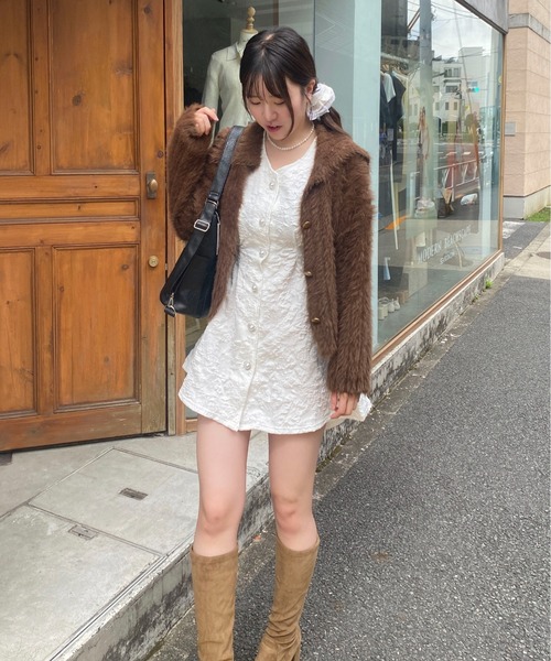 Mejoul（メジュール）の「バックオープン フラワージャガード パールボタン ミニワンピース（ワンピース・レディース・ブラック/ホワイト/ピンク・M/L）」の4枚目の写真