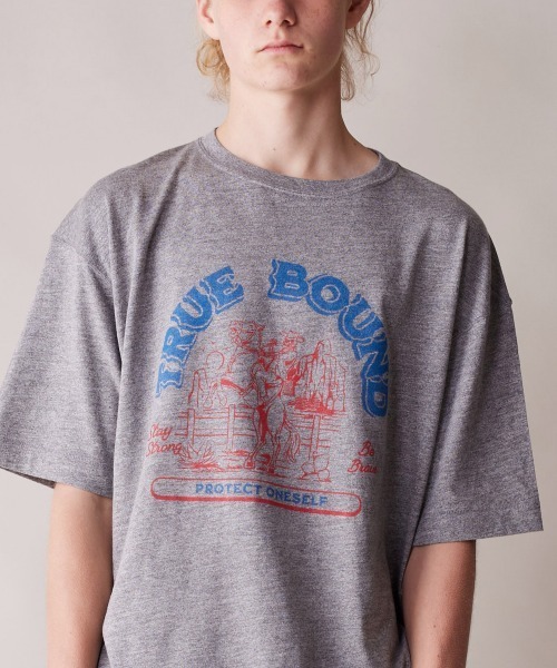 rehacer(レアセル)の「rehacer. Still Bound Vintage-like T-shirt / スティルバウンド ヴィンテージライクTシャツ(Tシャツ/カットソー・メンズ・ブラック/グレー/アイボリー・X-LARGE/LARGE/MEDIUM)」の1枚目の写真