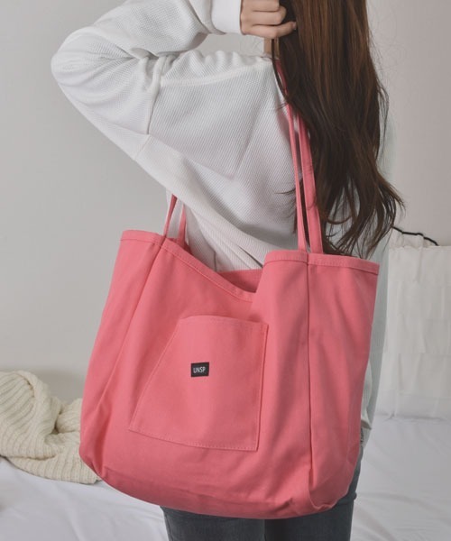 VIBGYOR Women（ヴィブジョー　ウィメン）の「【float】《大容量》ビビッドカラー マルチ トートバッグ 【A4サイズ収納可能】（トートバッグ・レディース・グリーン/オレンジ/イエロー/ピンク・FREE）」の15枚目の写真