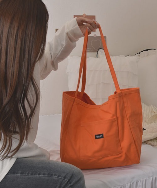 VIBGYOR Women（ヴィブジョー　ウィメン）の「【float】《大容量》ビビッドカラー マルチ トートバッグ 【A4サイズ収納可能】（トートバッグ・レディース・グリーン/オレンジ/イエロー/ピンク・FREE）」の18枚目の写真