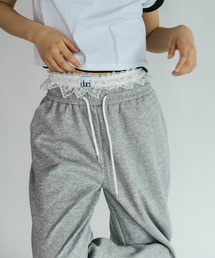duei（デュイ）の「レースレイヤードスウェットパンツ【低身長向けSサイズ展開有】（スウェットパンツ）」