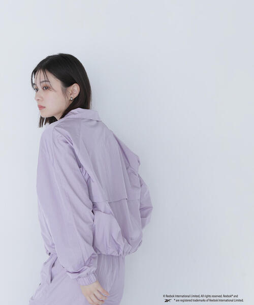 NATURAL BEAUTY BASIC(ナチュラルビューティーベーシック)の「【THINK BEAUTY】REEFIT WIND JACKET(ナイロンジャケット・レディース・オフホワイト/ライトグリーン/ラベンダー・MEDIUM)」の22枚目の写真