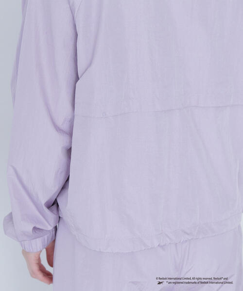 NATURAL BEAUTY BASIC(ナチュラルビューティーベーシック)の「【THINK BEAUTY】REEFIT WIND JACKET(ナイロンジャケット・レディース・オフホワイト/ライトグリーン/ラベンダー・MEDIUM)」の11枚目の写真