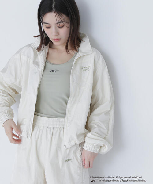 NATURAL BEAUTY BASIC(ナチュラルビューティーベーシック)の「【THINK BEAUTY】REEFIT WIND JACKET(ナイロンジャケット・レディース・オフホワイト/ライトグリーン/ラベンダー・MEDIUM)」の2枚目の写真