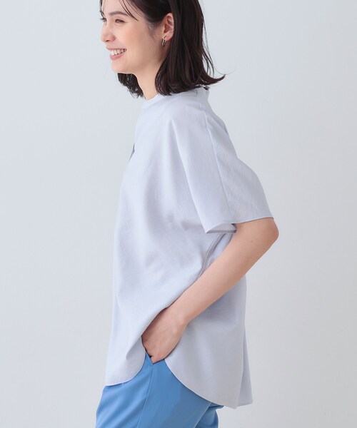 INDIVI(インディヴィ)の「【洗える/UVケア/SETUP可能】スキッパードルマンブラウス(シャツ/ブラウス・レディース・ライトグレー/アイボリー/ブラック/スモーキーグリーン系/チャコールグレー/ブラウン系/ライトグレー系5・03/38/34/05/15 /13)」の16枚目の写真