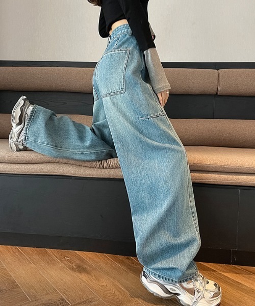 Teem Store（チームストア）の「カーブデザイン ワイドデニム（デニムパンツ・レディース・ブルー・S/M/L）」の2枚目の写真