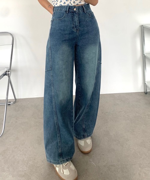 Teem Store（チームストア）の「カーブデザイン ワイドデニム（デニムパンツ・レディース・ブルー・S/M/L）」の11枚目の写真