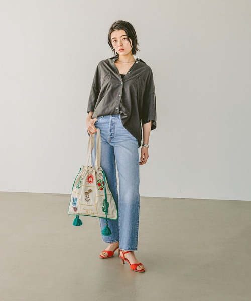 BAYFLOW（ベイフロー）の「[A4サイズ収納可]刺繍巾着トート（トートバッグ・レディース・グリーン/ピンク・FREE）」の3枚目の写真