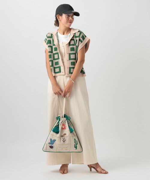 BAYFLOW（ベイフロー）の「[A4サイズ収納可]刺繍巾着トート（トートバッグ・レディース・グリーン/ピンク・FREE）」の4枚目の写真