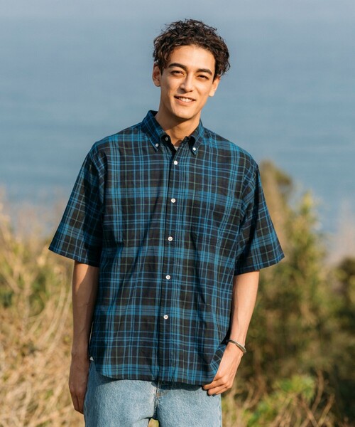 FREAK'S STORE（フリークスストア）の「インド製 リラックスフィット ダークマドラスチェック ボタンダウンシャツ ショートスリーブ（シャツ/ブラウス・メンズ・グリーン/ネイビー・MEDIUM/LARGE）」の4枚目の写真