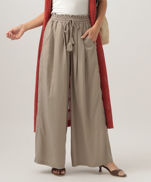 BAYFLOW（ベイフロー）の「[さらっとした穿き心地]テンセル(TM)繊維混ワイドパンツ（その他パンツ・レディース・グレイッシュベージュ/チャコール/テラコッタ/カーキ・FREE）」の4枚目の写真