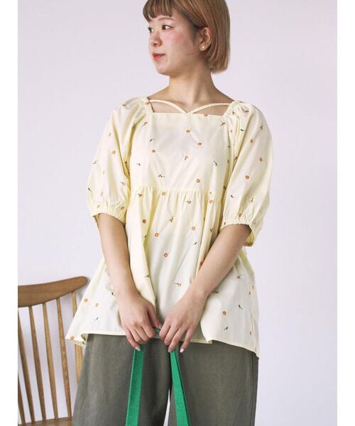 ehka sopo（エヘカソポ）の「花刺繍スクエアネックブラウス（シャツ/ブラウス・レディース・イエロー/オフホワイト/ブラック・F）」の22枚目の写真