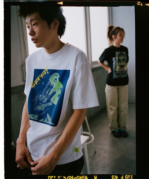 LOOSE JOINTS(ルーズジョインツ)の「ED DAVIS - GATEWAY S/S TEE(Tシャツ/カットソー・メンズ・ブラック/ホワイト・M/L)」の8枚目の写真