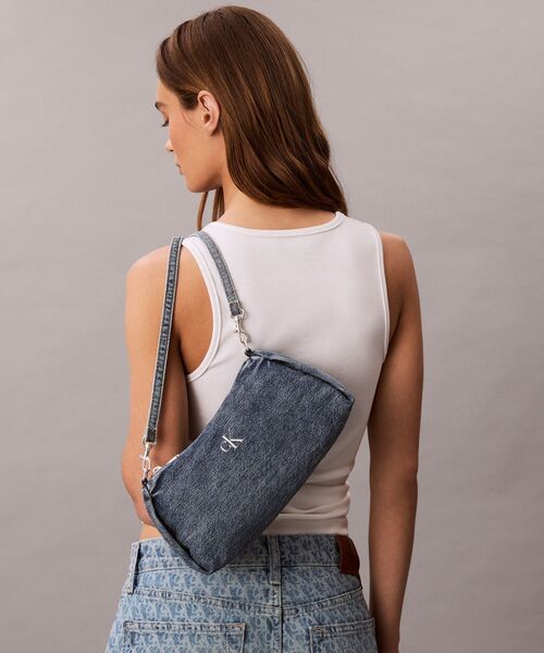 CK JEANS★デニムクロスボディバッグ - デニムウエストバッグ デニムクロスボディバッグ - デニムウエストバッグ | カルバン