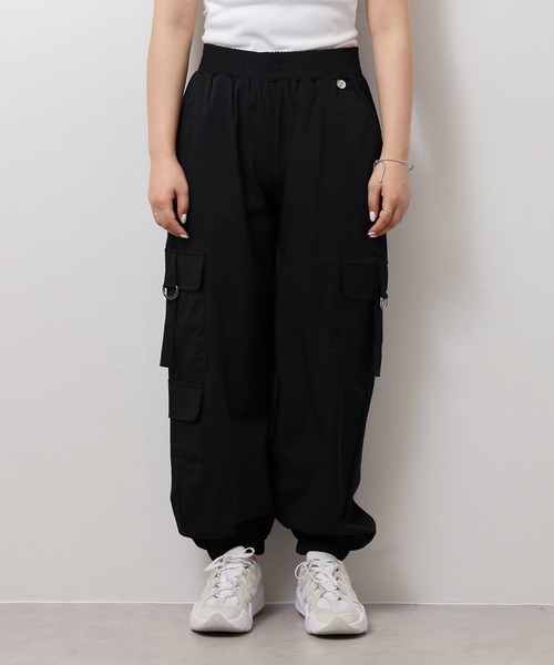 DIMENSIONE danza(ディメンシオーネ ダンツァ)の「ナイロンカーゴパンツ(カーゴパンツ・レディース・ブラック・X-SMALL/MEDIUM/SMALL)」の3枚目の写真