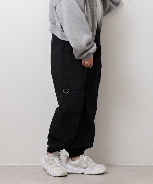 DIMENSIONE danza(ディメンシオーネ ダンツァ)の「ナイロンカーゴパンツ(カーゴパンツ・レディース・ブラック・X-SMALL/MEDIUM/SMALL)」の17枚目の写真
