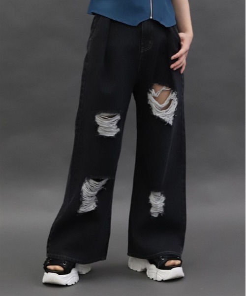 axes femme POETIQUE（アクシーズファムポエティック）の「ダメージデニムルーズパンツ（デニムパンツ・レディース・ブラック/パープル/インディゴブルー・MEDIUM）」の2枚目の写真