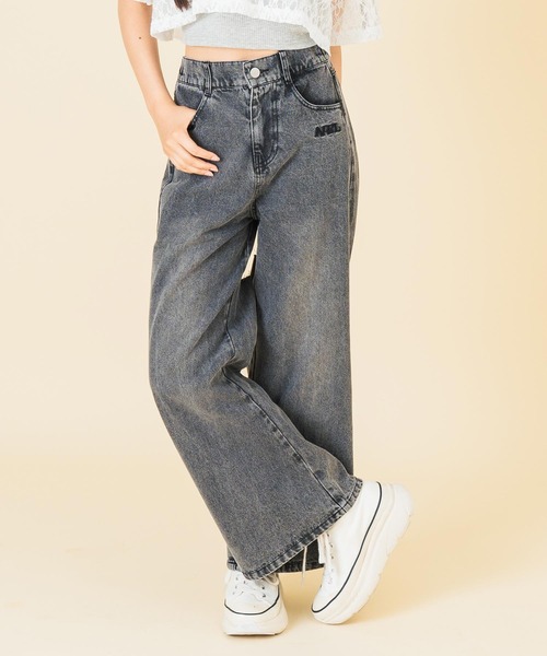 ANAP GｉRL（アナップガール）の「バック クラッシュ カットオフ デニム ワイド パンツ（デニムパンツ・キッズ・ブルー/ブラック・M/S/XS）」の3枚目の写真