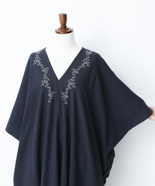 somari imagination(ソマリ イマジネーション)の「『カットワーク刺繍カフタンワンピース』(ワンピース・レディース・ネイビー/ピンク・FREE)」の21枚目の写真
