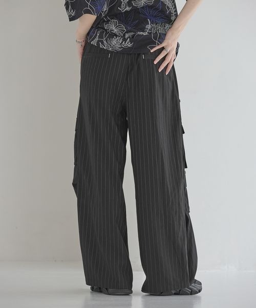 Anui(アニュイ)の「【UNISEX/3サイズ展開】バレルスナップカーゴパンツ(カーゴパンツ・レディース・ベージュ/ストライプ/ブラック系その他・SMALL/MEDIUM/LARGE)」の6枚目の写真