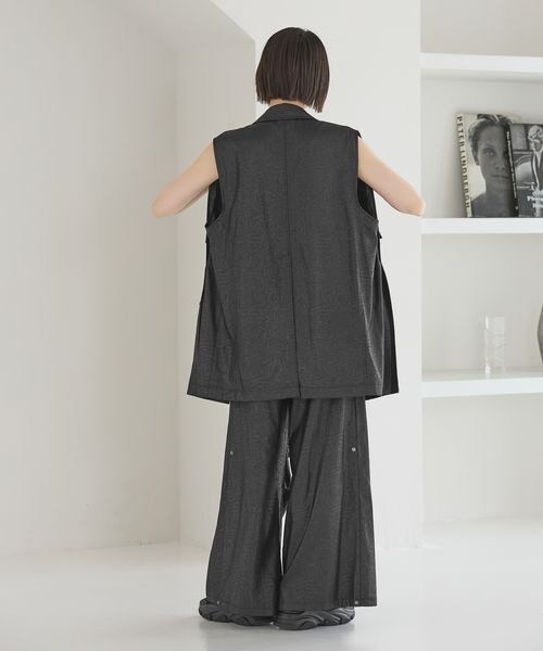 Anui(アニュイ)の「【UNISEX/3サイズ展開】バレルスナップカーゴパンツ(カーゴパンツ・レディース・ベージュ/ストライプ/ブラック系その他・SMALL/MEDIUM/LARGE)」の17枚目の写真