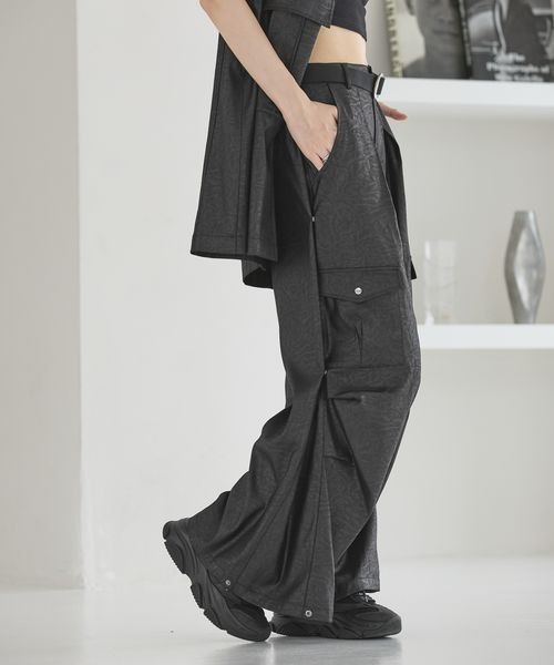 Anui(アニュイ)の「【UNISEX/3サイズ展開】バレルスナップカーゴパンツ(カーゴパンツ・レディース・ベージュ/ストライプ/ブラック系その他・SMALL/MEDIUM/LARGE)」の18枚目の写真