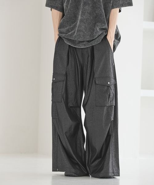 Anui(アニュイ)の「【UNISEX/3サイズ展開】バレルスナップカーゴパンツ(カーゴパンツ・レディース・ベージュ/ストライプ/ブラック系その他・SMALL/MEDIUM/LARGE)」の21枚目の写真