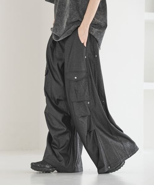 Anui(アニュイ)の「【UNISEX/3サイズ展開】バレルスナップカーゴパンツ(カーゴパンツ・レディース・ベージュ/ストライプ/ブラック系その他・SMALL/MEDIUM/LARGE)」の22枚目の写真