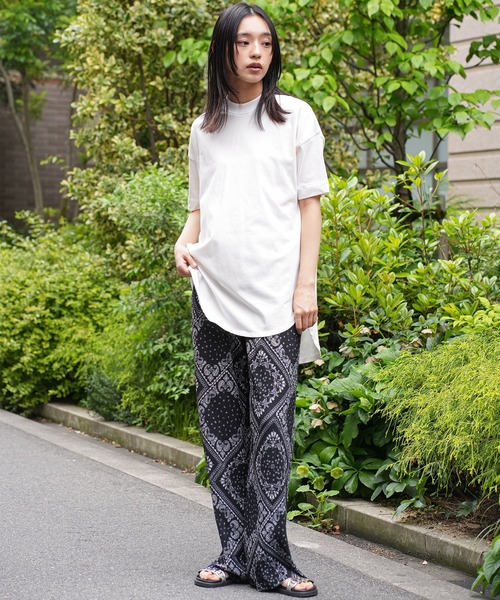 mili an deni(ミリアンデニ)の「ペイズリー&ドットカットプリーツパンツ(その他パンツ・レディース・アイボリー/ブラック系その他/ホワイト/ブラック・M)」の14枚目の写真