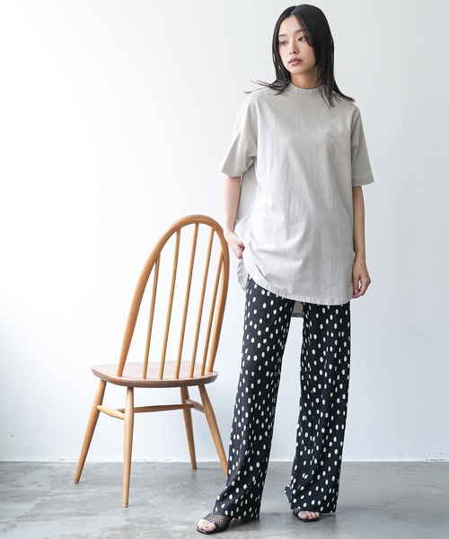 mili an deni(ミリアンデニ)の「ペイズリー&ドットカットプリーツパンツ(その他パンツ・レディース・アイボリー/ブラック系その他/ホワイト/ブラック・M)」の16枚目の写真