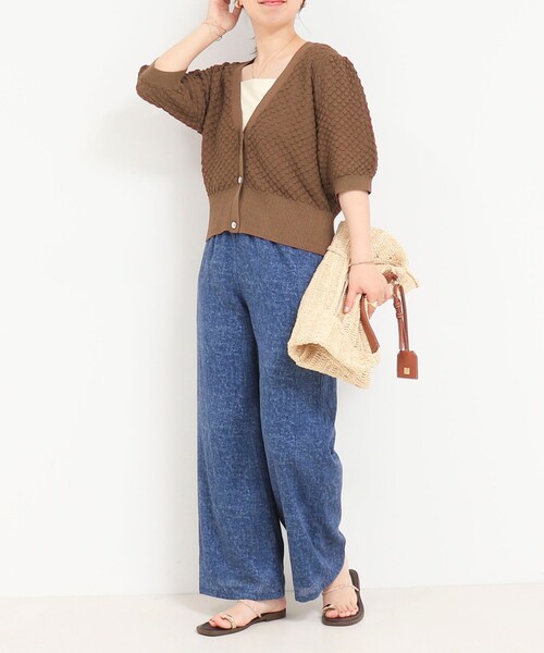 MICO COULIER（ミコクリエ）の「立体編柄Vネックカーディガン（カーディガン/ボレロ・レディース・ブラウン/グレイッシュベージュ/ライトグレー・38）」の6枚目の写真