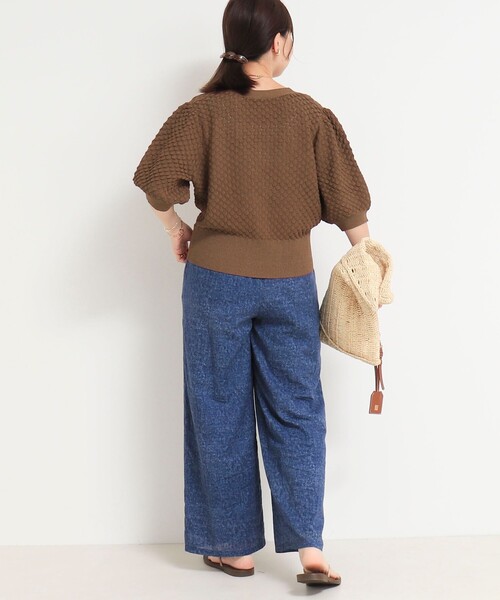 MICO COULIER（ミコクリエ）の「立体編柄Vネックカーディガン（カーディガン/ボレロ・レディース・ブラウン/グレイッシュベージュ/ライトグレー・38）」の9枚目の写真