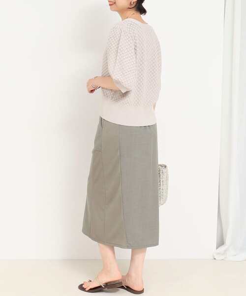 MICO COULIER（ミコクリエ）の「立体編柄Vネックカーディガン（カーディガン/ボレロ・レディース・ブラウン/グレイッシュベージュ/ライトグレー・38）」の18枚目の写真