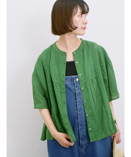 Samansa Mos2 blue（サマンサモスモスブルー）の「【Made in India】ピンタックレース前開きブラウス（シャツ/ブラウス・レディース・オフホワイト/ブラック/グリーン・F）」の4枚目の写真