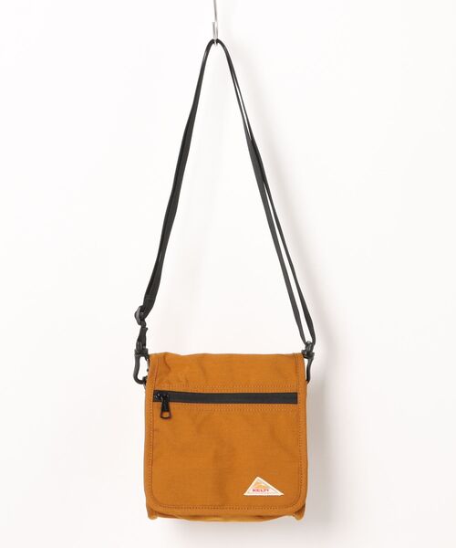 KELTY(ケルティ)の「スクエアフォルムが可愛いミニポーチ【KELTY】MINI HERITAGE POUCH(ショルダーバッグ・レディース・オリーブ/ブラウン系その他/セージグリーン/その他/アニマル/レオパード/タン/その他2/その他1/マスタード/ネイビー/モカ/ダークグレー/ブラック・ONE SIZE)」の5枚目の写真
