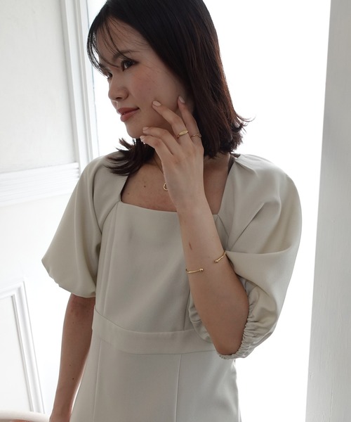 CORNERS(コーナーズ)の「デニムライクスクエアネックワンピース(ワンピース・レディース・ブラック/ホワイト/ブルー・マルチサイズ)」の9枚目の写真