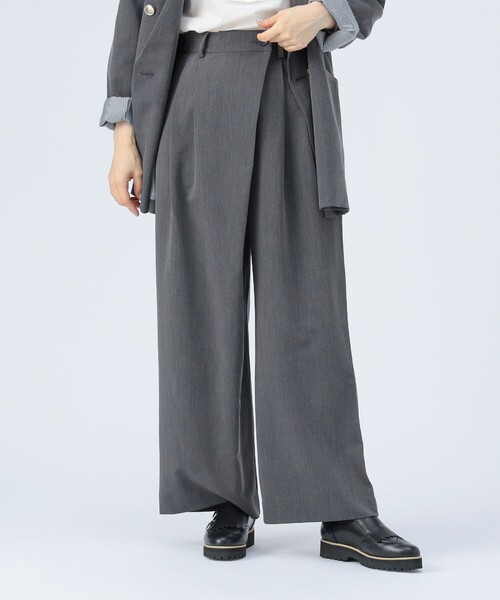 BEAMS HEART（ビームスハート）の「ラップ タック スラックス（スラックス・レディース・グレー/ネイビー・FREE）」の2枚目の写真